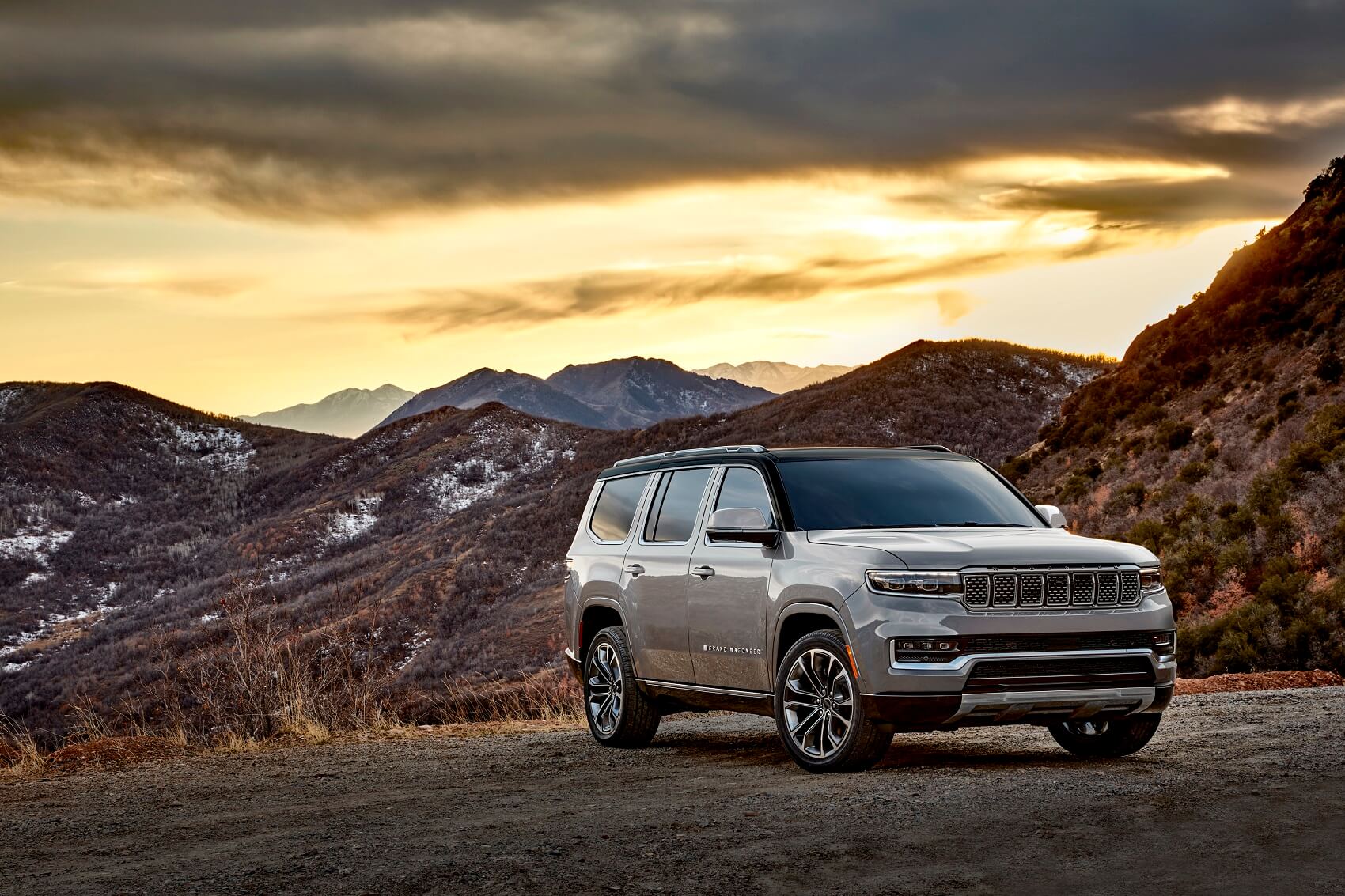 2022 Jeep Grand Wagoneer Silver in Mountains